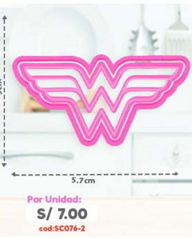 SC076 - 2 INSIGNIA MUJER MARAVILLA